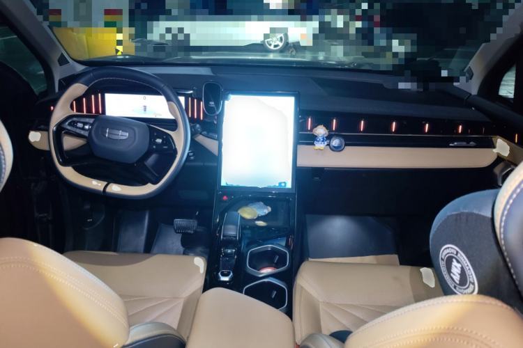 Used Geely Auto FX11 2023 1.5TD DCT Prestige Edition Center Console