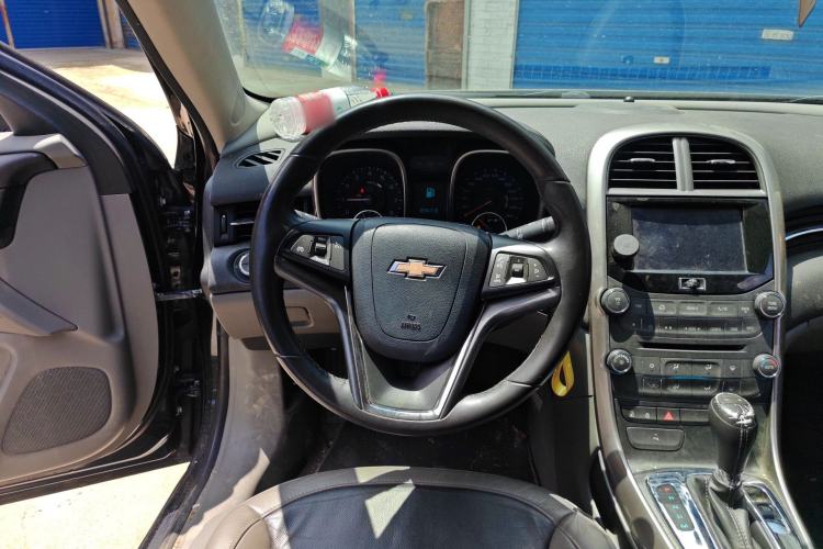 Used Chevrolet Malibu 2012 2.0L Automatic Comfort Edition Steering Wheel