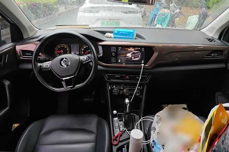 Used Volkswagen Tharu 2019 330TSI Four-Wheel Drive Luxury Edition China VI Standard Center Console