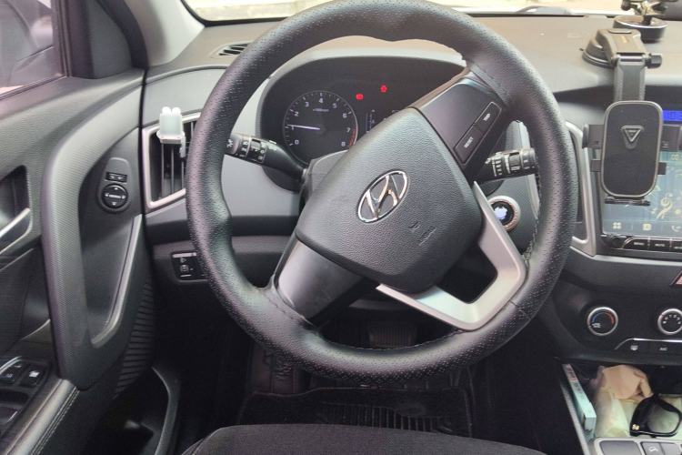 Used Hyundai ix25 2015 1.6L Automatic Two-Wheel Drive Smart GLS Trim