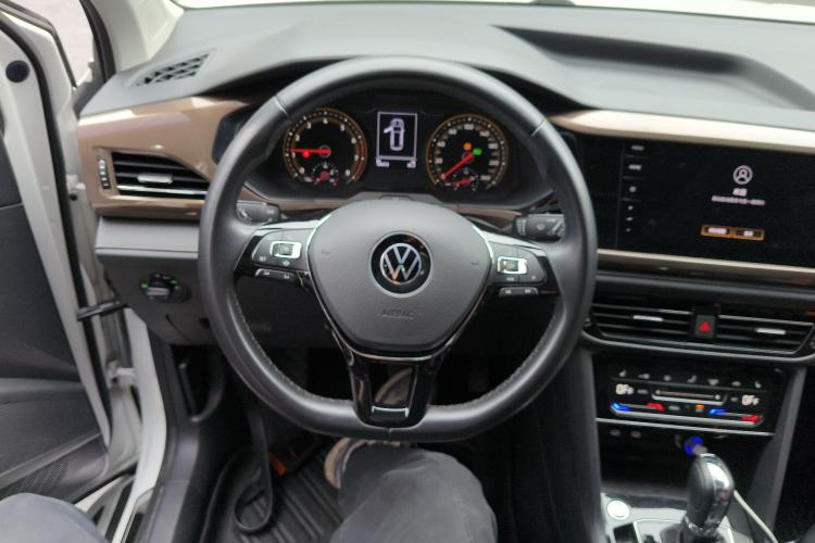 Used Volkswagen Tharu 2021 280TSI Two-Wheel-Drive Luxury Edition Steering Wheel