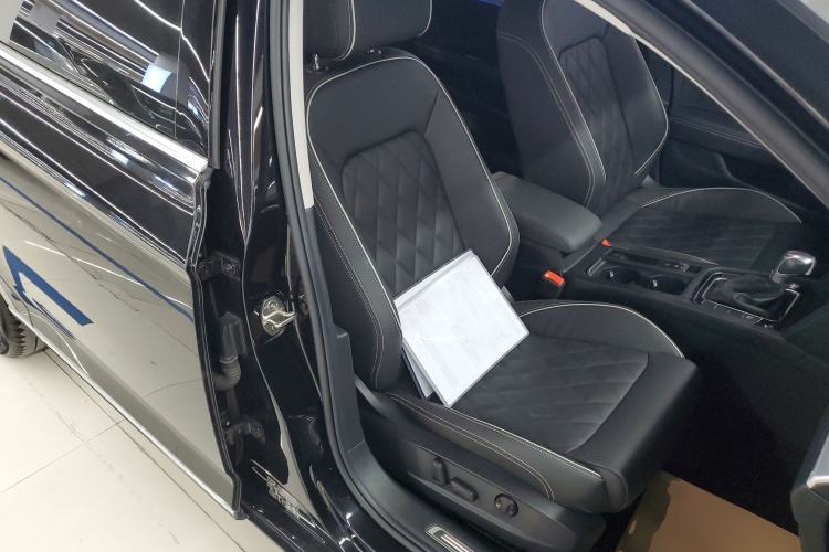 Used Volkswagen Magotan GTE Plug-in Hybrid 2020 GTE Luxury Model