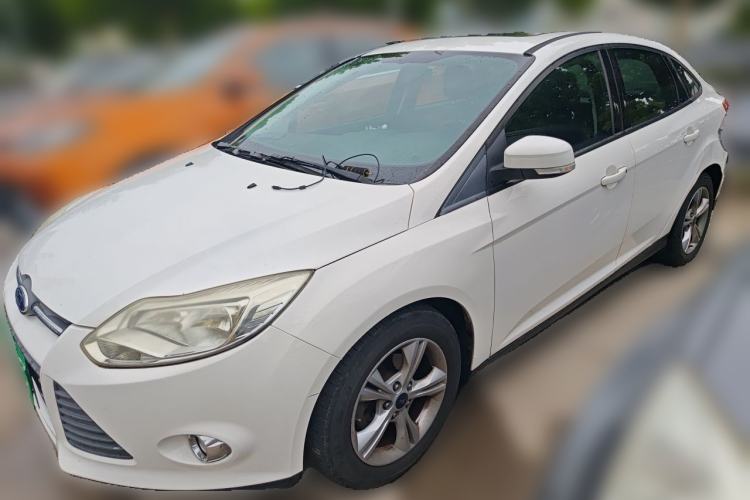 Used Ford Focus 2012 Sedan 1.6L Manual Fashion Edition Guazi used car, China used car export, Used car for sale, Used cars, Cheapest cars for sale