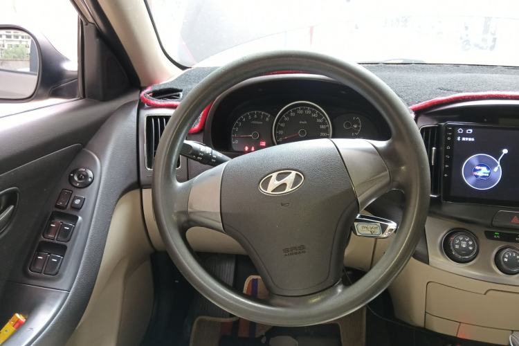Used Hyundai Celesta 2015 1.6L Automatic Comfort Model Steering Wheel