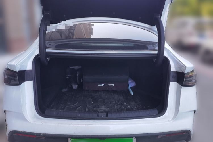 Used BYD Seal 06 New Energy 2024 DM-i 120KM Luxury Model Trunk