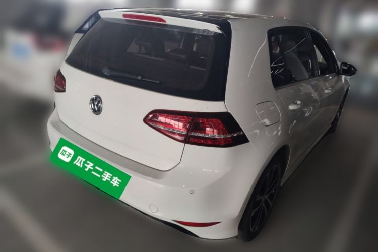 Used Volkswagen Golf 2016 1.4TSI Automatic R-Line Rear Right 45 Deg