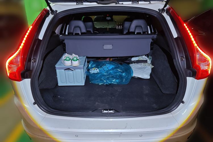 Used Volvo XC60 2017 T5 Smart Upgrade Edition