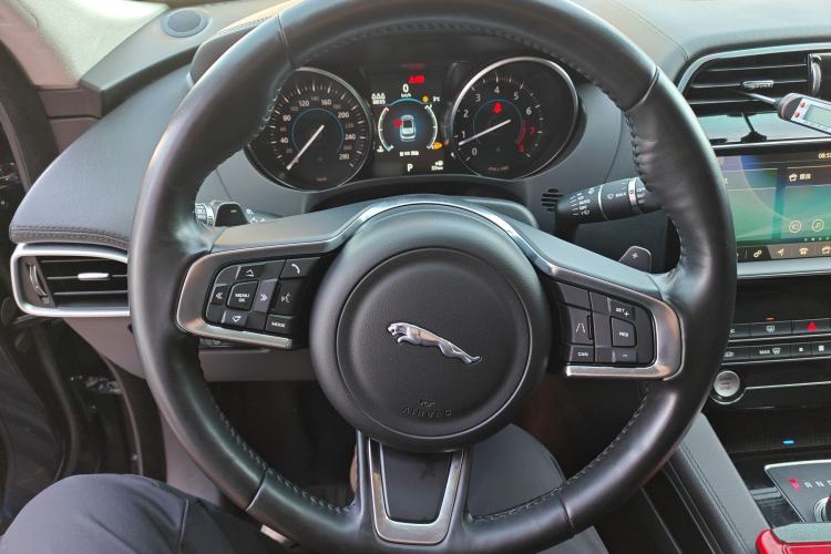 Used Jaguar F-PACE 2019 2.0T Four-Wheel Drive Urban Luxury Edition