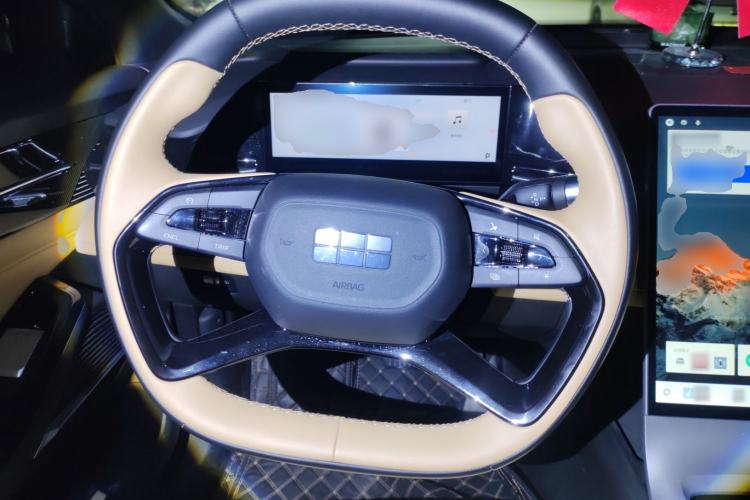 Used Geely Galaxy L6 2023 125km MAX Steering Wheel