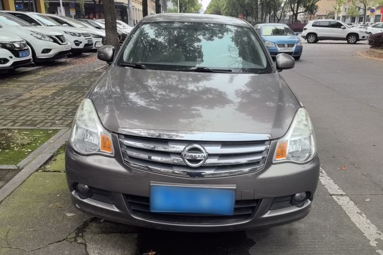 Used Nissan Sylphy 2012 Classic 1.6XL Manual Luxury Edition Front