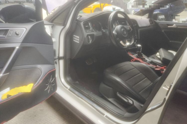 Used Volkswagen Golf 2016 1.4TSI Automatic R-Line