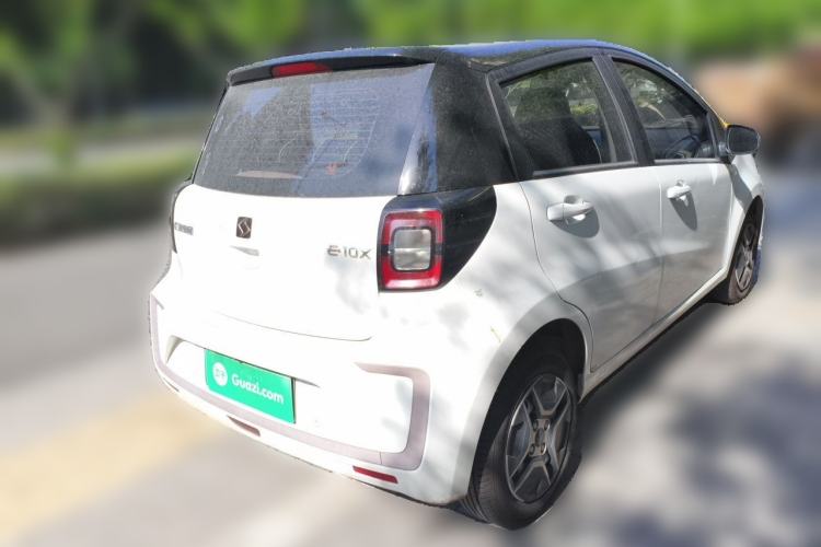 Used SOL E10X 2021 302 km Range Fashion Edition 31.4 kWh