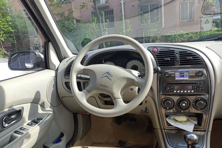 Used Citroen Elysee 2012 Sedan 1.6L Manual Tech Model Steering Wheel