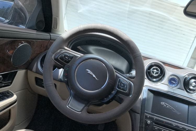 Used Jaguar XJ 2012 XJL 3.0 Panoramic Business Edition
