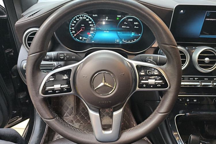 Used Mercedes-Benz GLC 2021 GLC 260 L 4MATIC Dynamic Edition Steering Wheel