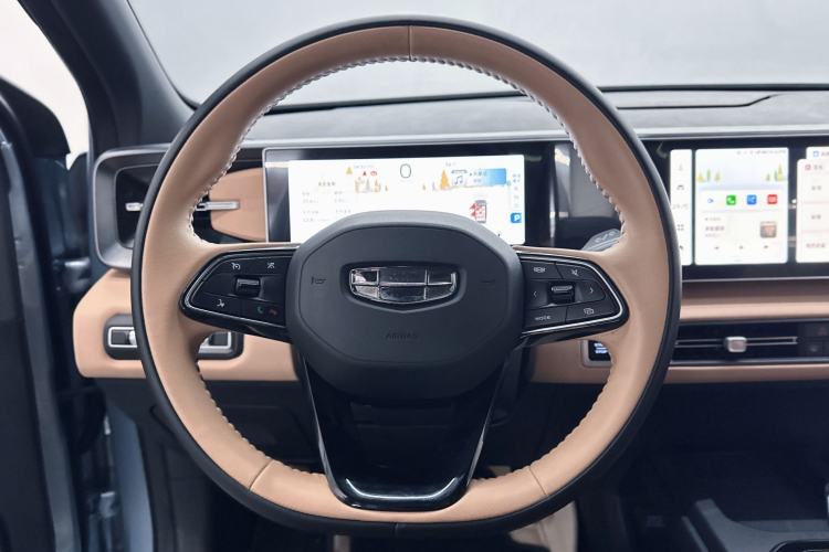 Used Geely Auto icon 2023 1.5TD Chocolate Smoothie Edition
