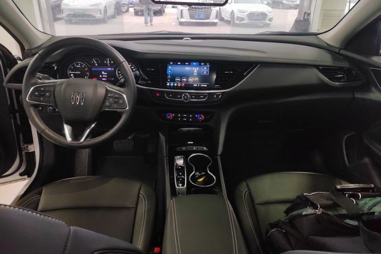 Used Buick Regal 2024 25T Deluxe Edition
