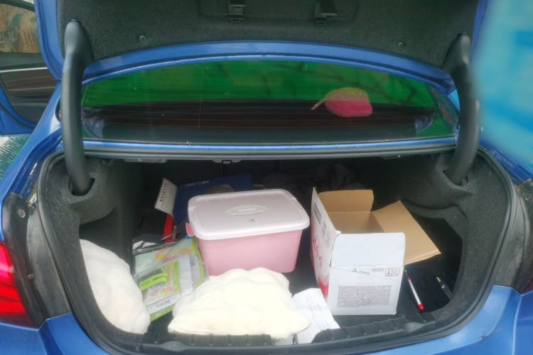 Used BMW 3 Series 2019 320i M Sport Night Edition Trunk