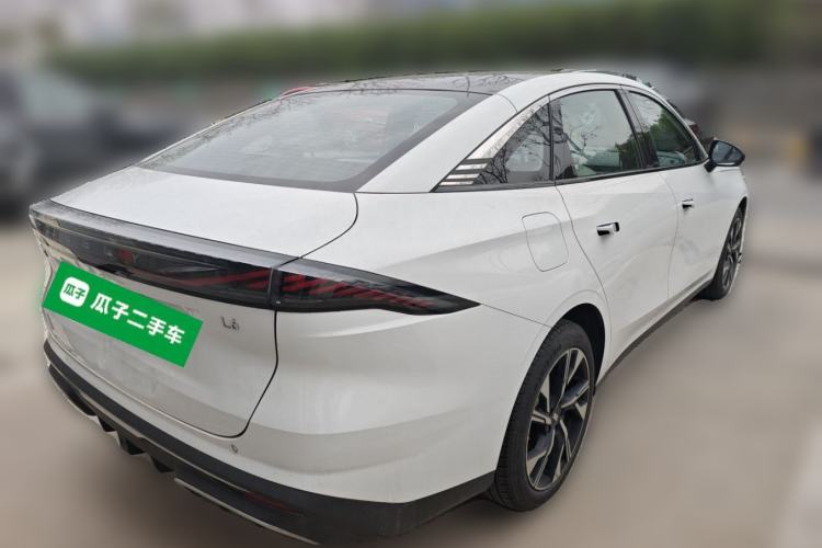 Used Geely Galaxy L6 2024 125km Creative Edition Exterior 5