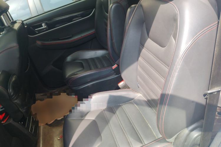 Used FORTHING SX6 2019 1.6L Manual Luxury Model China VI Standard Left Rear Seat