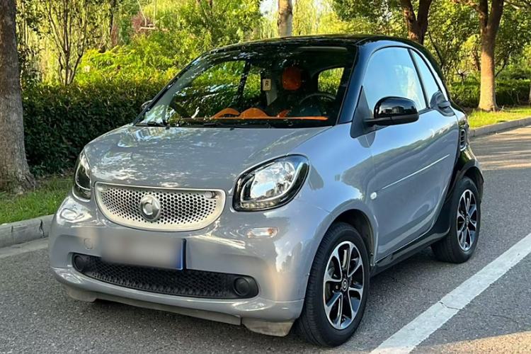 Used smart fortwo 2015 1.0L 52 kW Hardtop Passion Edition