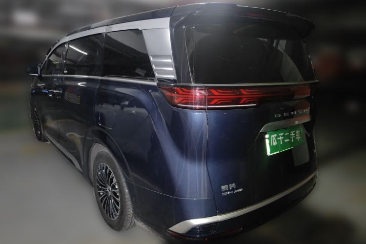 Used Denza D9 2022 DM-i 970 Four-Wheel Drive Flagship Model