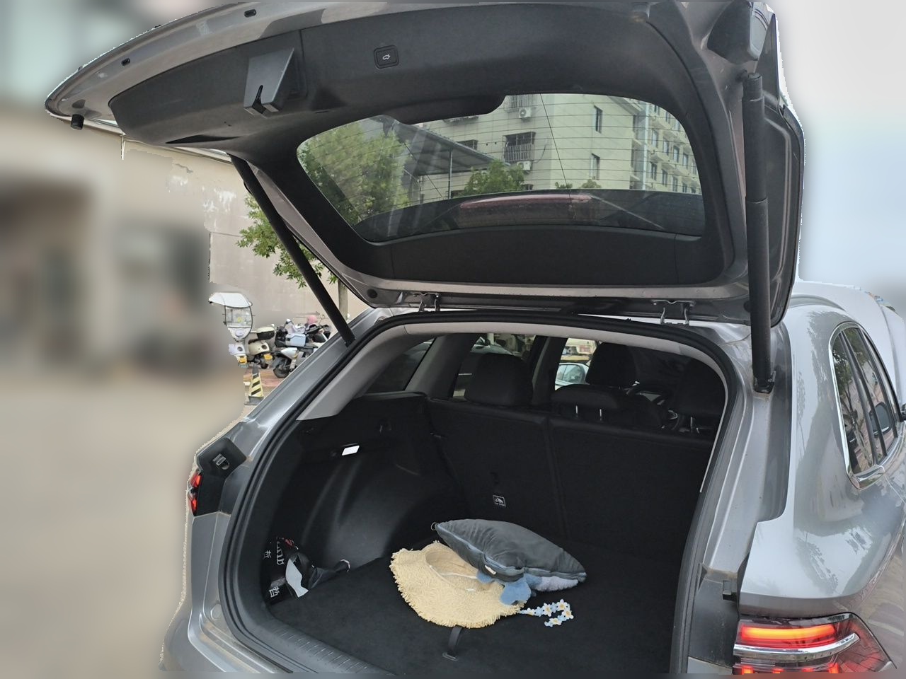 Geely Auto Monjaro L 2023 2.0TD High-Power Automatic Two-Wheel Drive Flagship Version — снимка 19