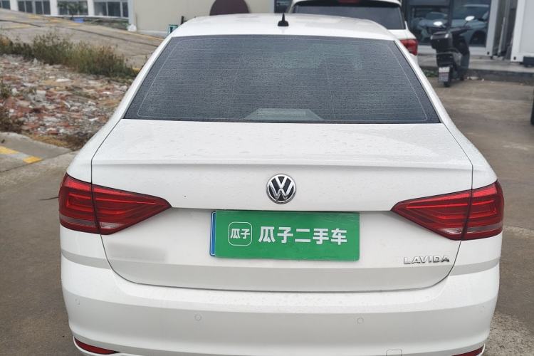 Used Volkswagen Lavida 2017 1.6L Automatic Fashion Edition Exterior 6