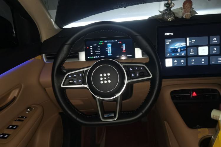 Used Landian E5 PLUS 2025 165 km Long-Range First Edition 7-Seater
