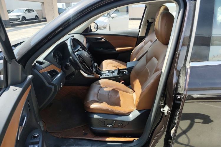 Used BORGWARD BX7 2016 28T Four-wheel Drive Luxury Edition 5 Seats
