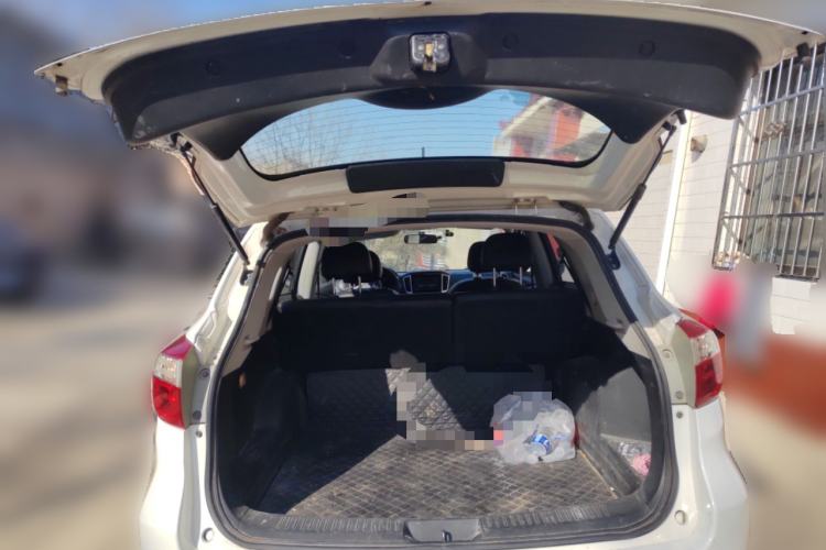 Used Venucia T70 2015 2.0L CVT Smart Choice Edition
