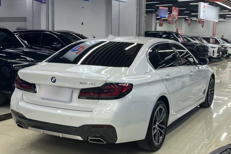 Used BMW 5 Series 2022 Restyled 525Li M Sport Package Exterior 5