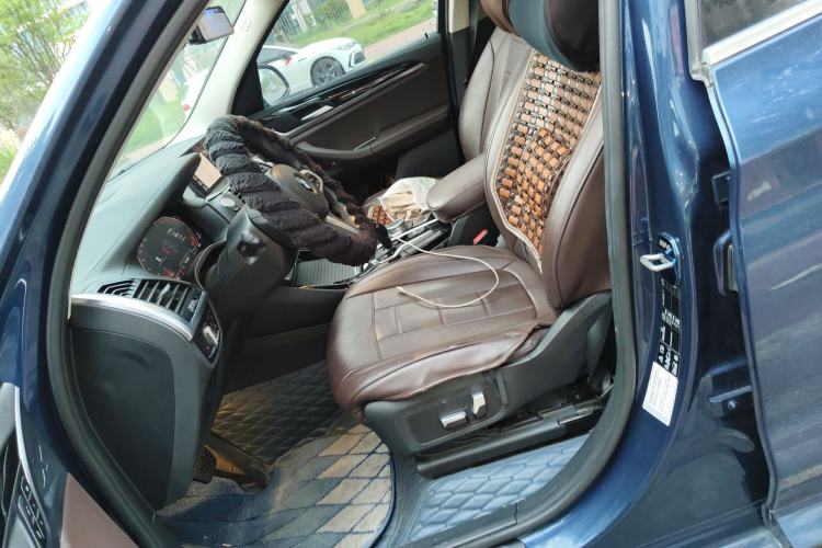 Used BMW X3 2020 xDrive25i M Sport Package Left Front Seat