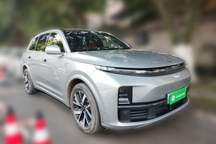 Used Li Auto L7 2023 Pro Model Front Right 45 Deg