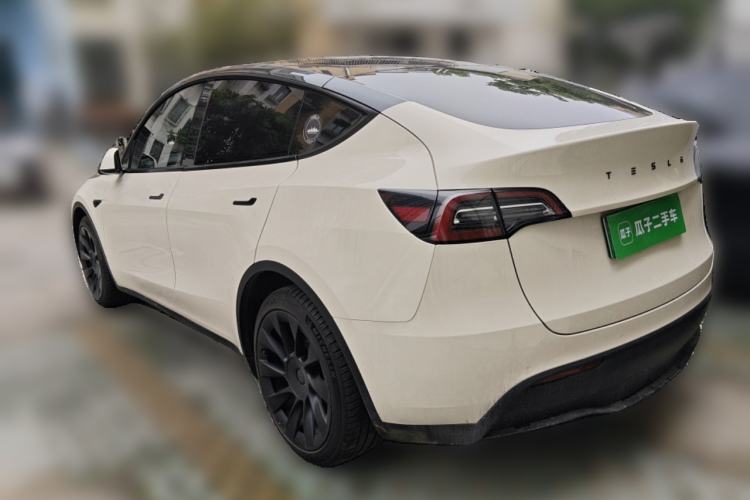 Used Tesla Model Y 2021 Long-Range All-Wheel-Drive Version 3D7
