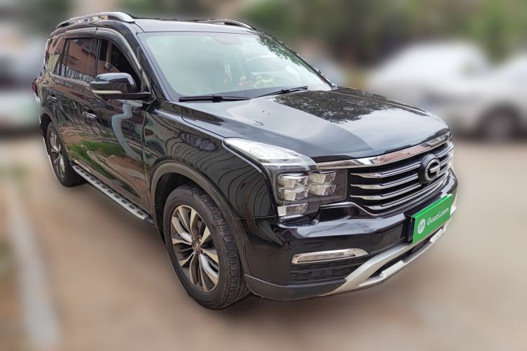 Used GAC Trumpchi GS8 2017 320T Two-Wheel Drive Luxury Smart Connectivity Version (7 Seats) Front Right 45 Deg