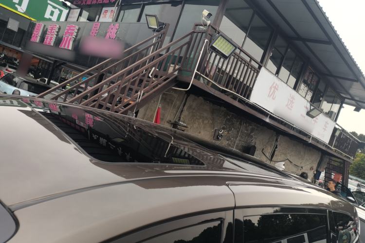 Used Buick GL8 2023 Land Executive Class Deluxe Model