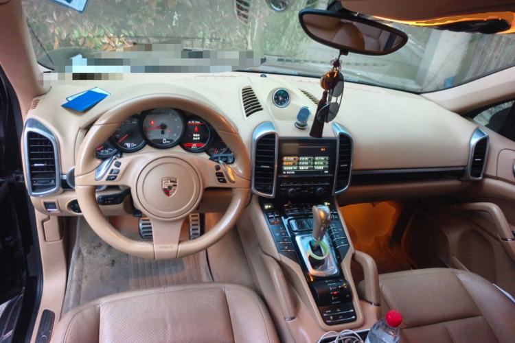 Used Porsche Cayenne 2011 Cayenne S Hybrid 3.0T Center Console