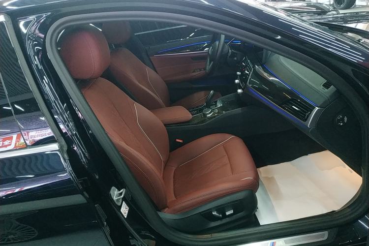 Used BMW 5 Series 2022 Second Facelift 525Li M Sport Package
