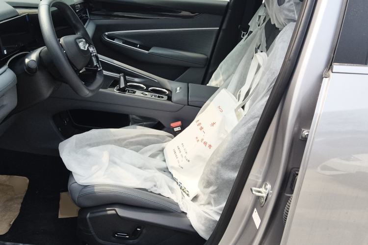 Used Geely Auto Emgrand X7 Sport 2026 Model 1.5TD Aspirational Left Front Seat