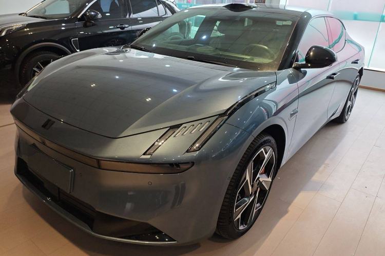 Used Lynk & Co Z10 2025 95 kWh 702 km All-Wheel Drive Intelligent Driving Ultra