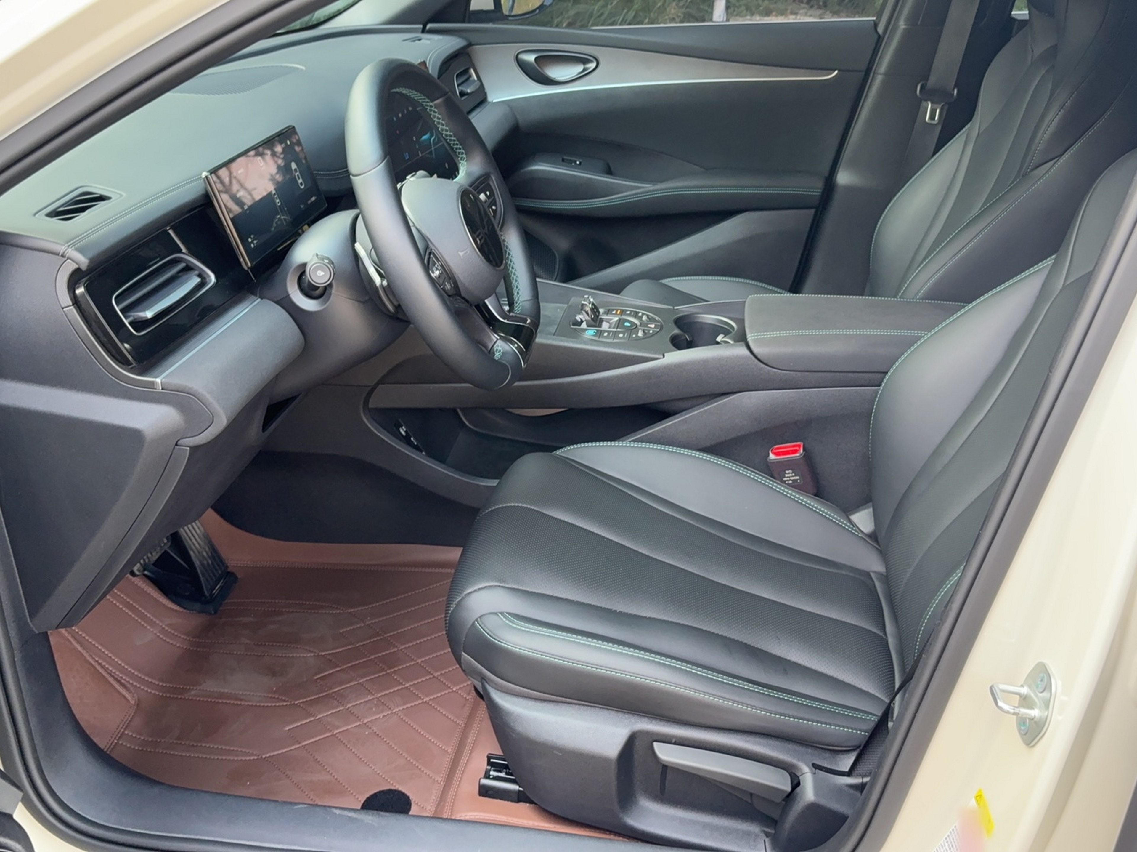 Vordere Reihe im Auto