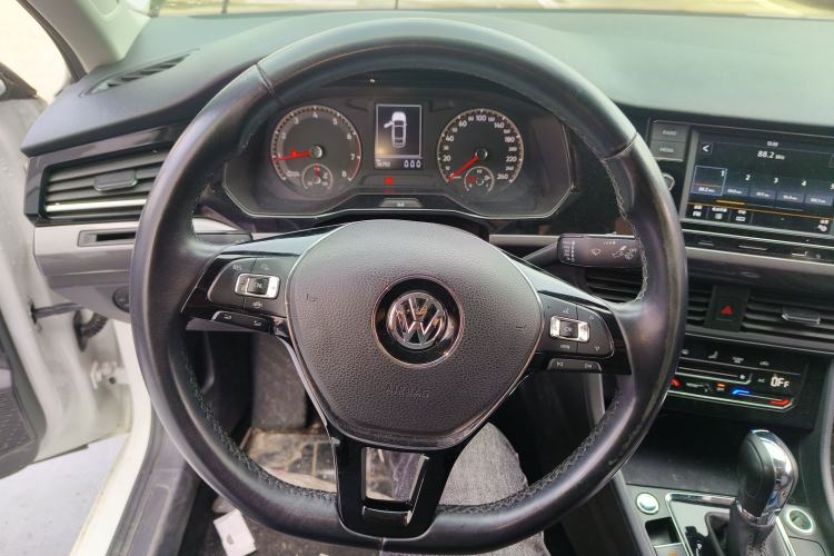 Used Volkswagen Bora 2020 1.5L Automatic Elite Version Steering Wheel