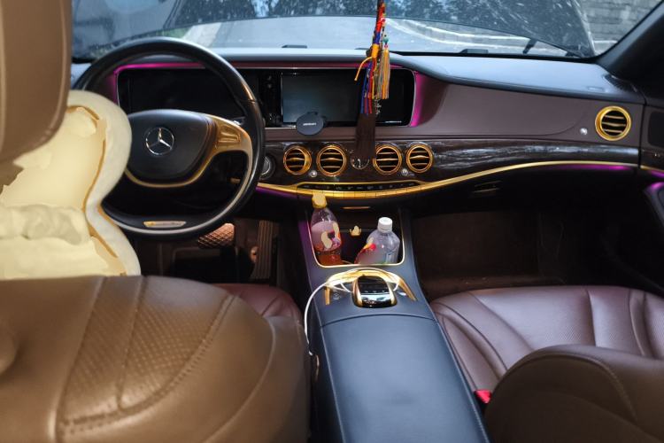 Used Mercedes-Benz S-Class 2016 S 320 L Business Model Center Console