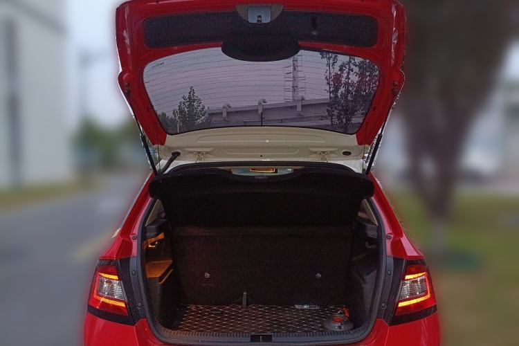 Used Skoda Fabia 2015 1.4L Automatic Chuanxing Edition
