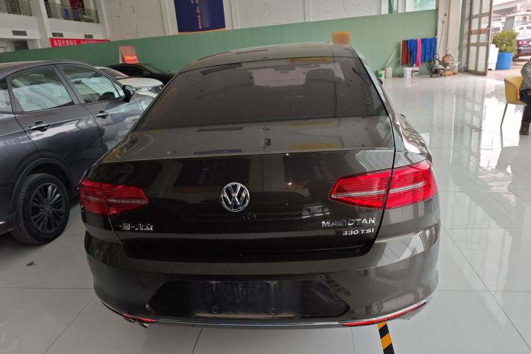 Used Volkswagen Magotan 2018 330TSI DSG Advanced Model
