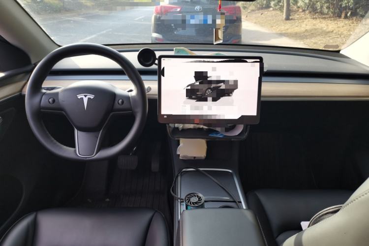 Used Tesla Model Y 2023 Rear-Wheel-Drive Version