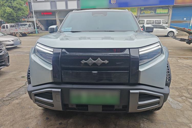 Used Formula Leopard Titanium 3 2025 501 km Range Rear-Wheel Drive Intelligent Driving Max Edition Front