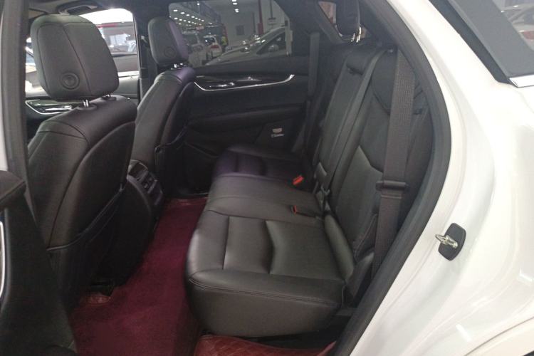 Used Cadillac XT5 2018 28E Four-Wheel Drive Tech Version
