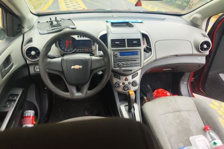 Used Chevrolet Aveo Sonic 2011 Sedan 1.4L Automatic SL
